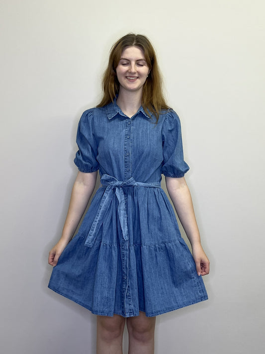 PD18519 DENIM Collared Puff Sleeves Tiered Denim Dress w Pockets