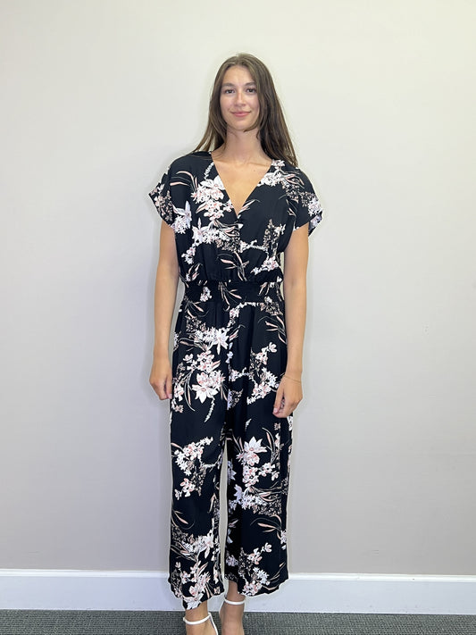 PP18811 BLACK Floral S/S Jumpsuit with Elastic Waist & Pockets