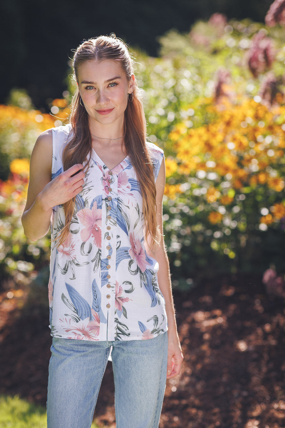 PT18075 WHITE Tropical Printed Crinkle Sleeveless Blouse