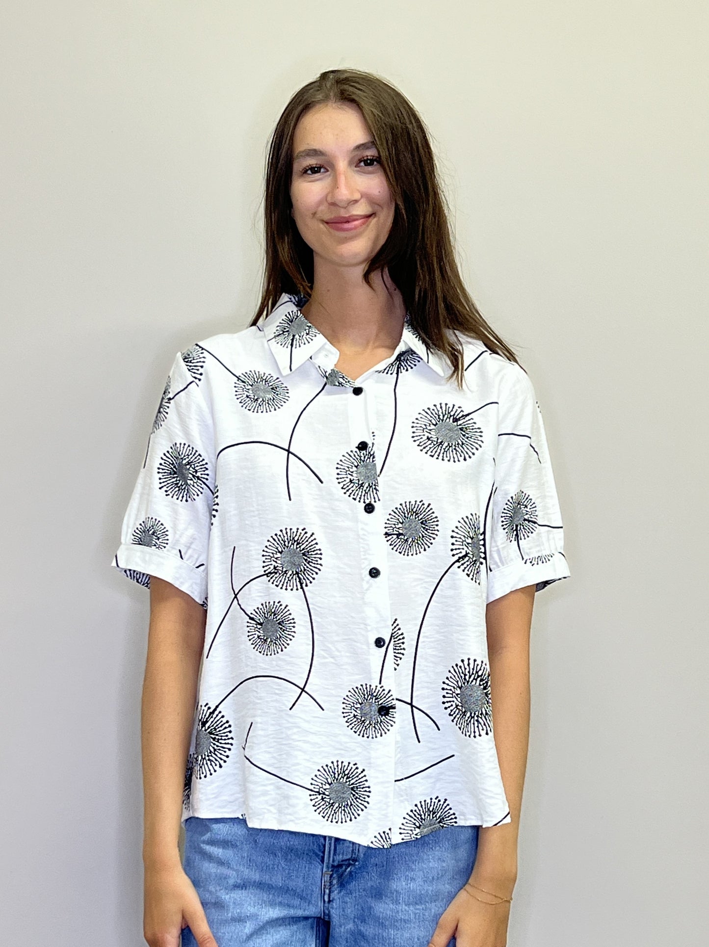 PT18097 IVORY S/S Cotton Blend Dandalion Print Button Front Top