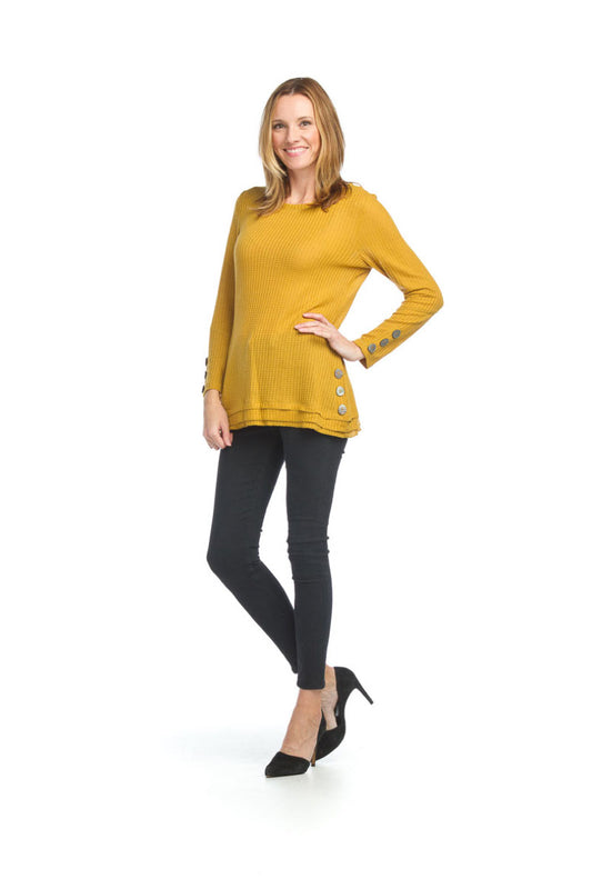 ST06243 MUSTA Waffle Top with Button Detail
