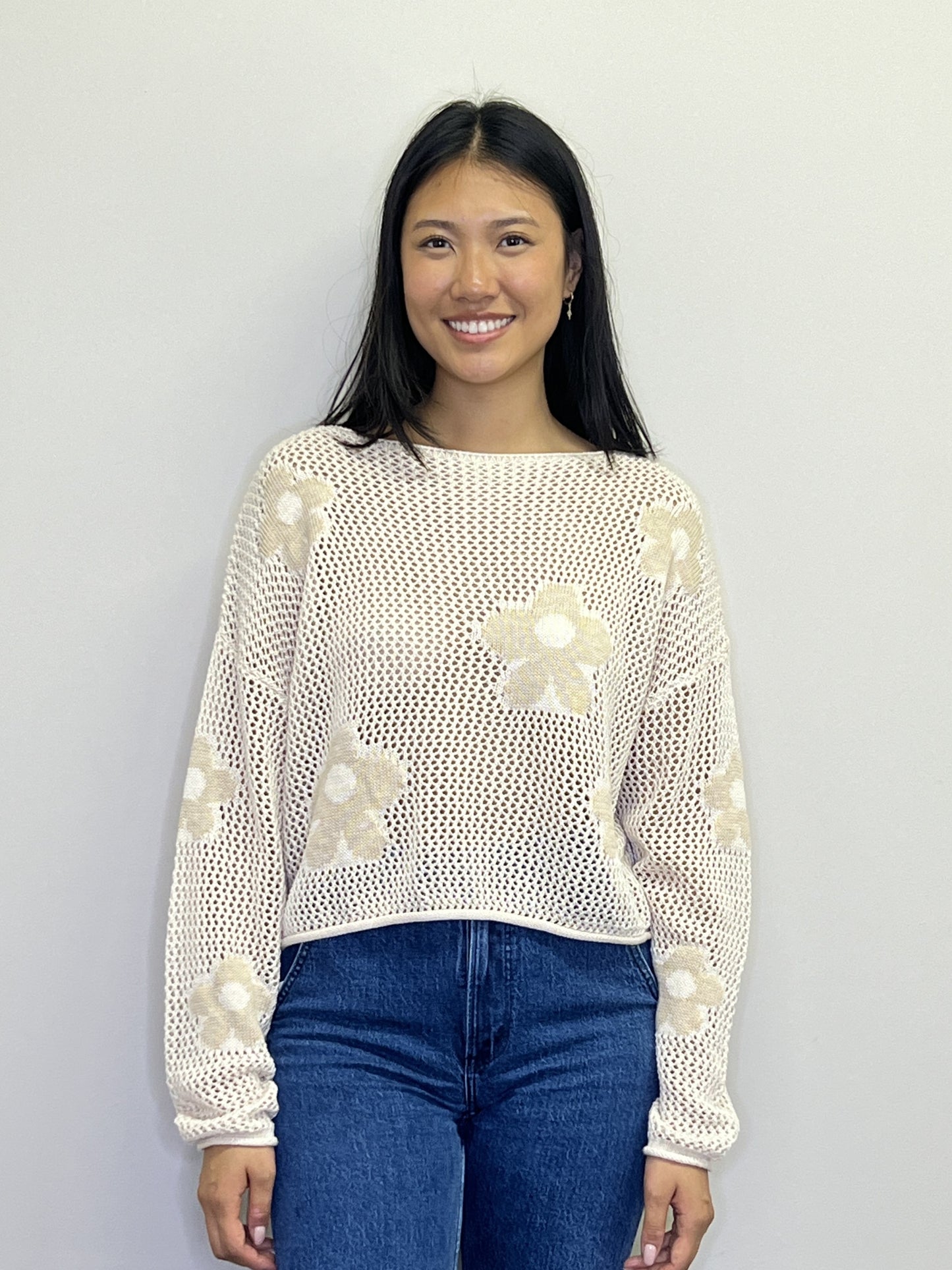 ST18201 CREAM Daisy print sweater